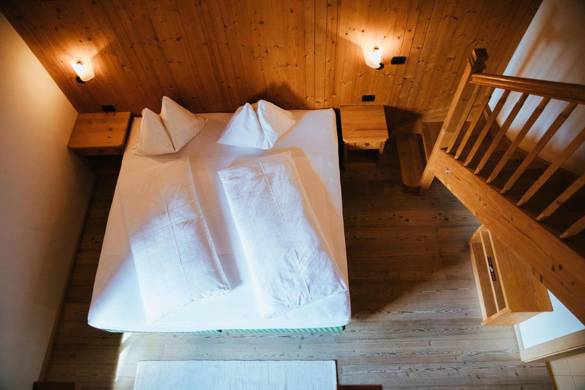 Uetia De Boerz Hotel San Martino in Badia Ruang foto